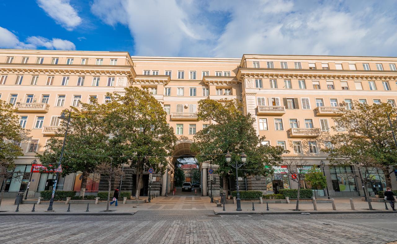 Luxury Apartments On Central Avenue Tiflis Dış mekan fotoğraf